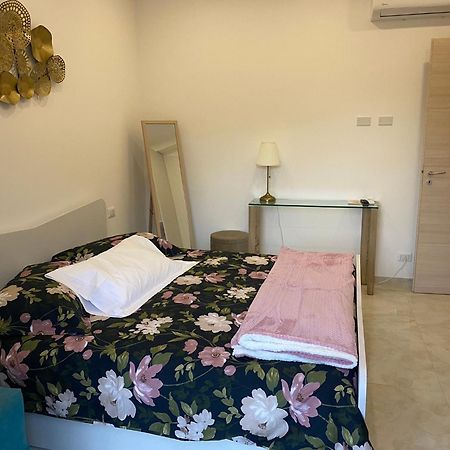 Hotel La Ginestra Giardini-Naxos Zewnętrze zdjęcie