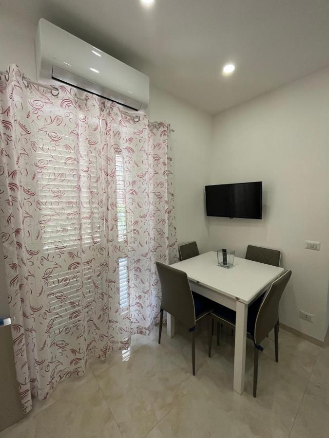 Hotel La Ginestra Giardini-Naxos Zewnętrze zdjęcie