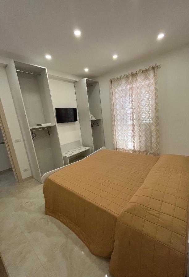 Hotel La Ginestra Giardini-Naxos Zewnętrze zdjęcie